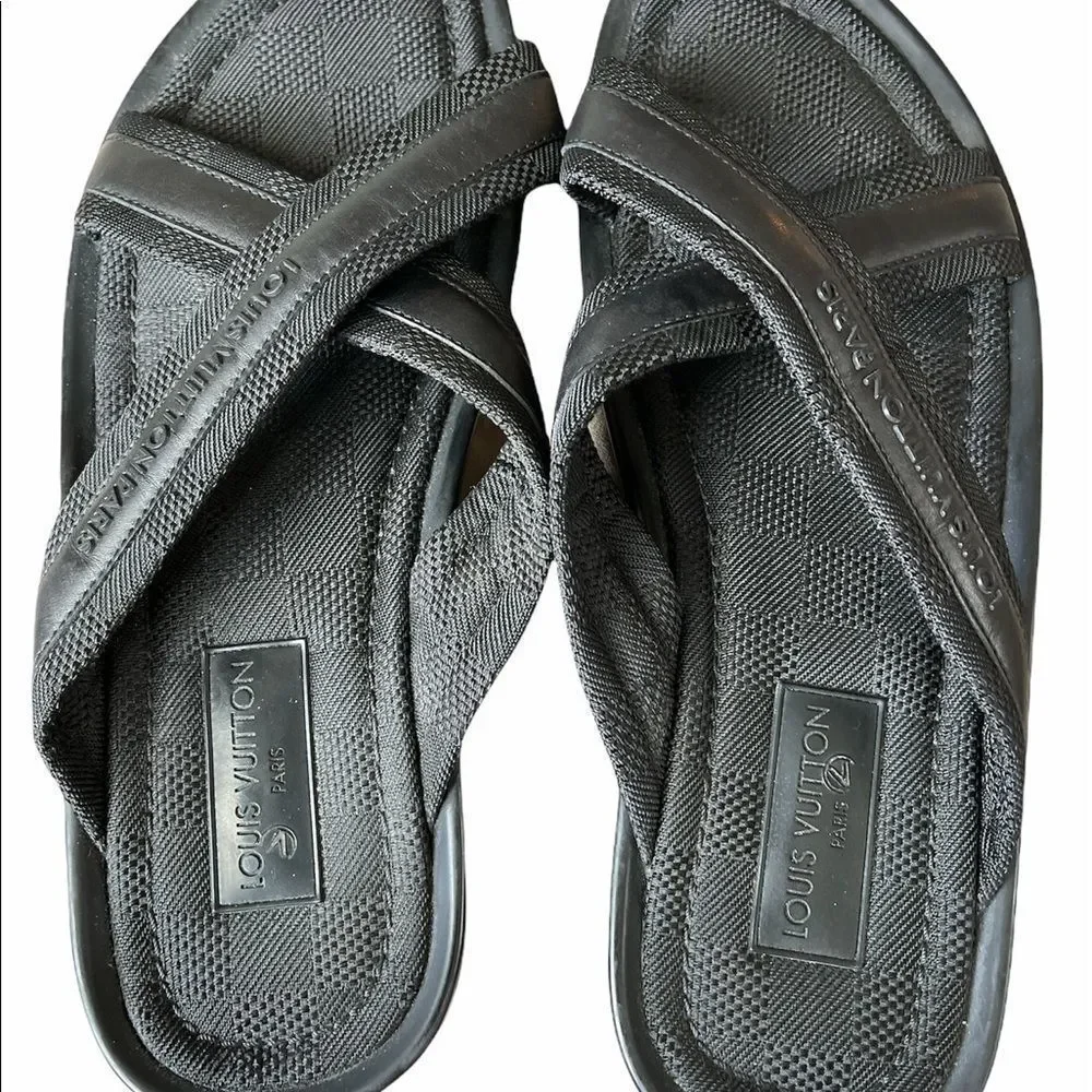 Louis Vuitton Black Damier‎ Thong Sandals